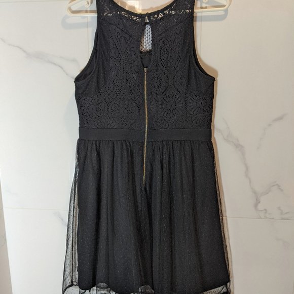 ❗LAST CHANCE❗Xhilaration Black Lace Mesh Sleeveless Dress - Picture 6 of 7